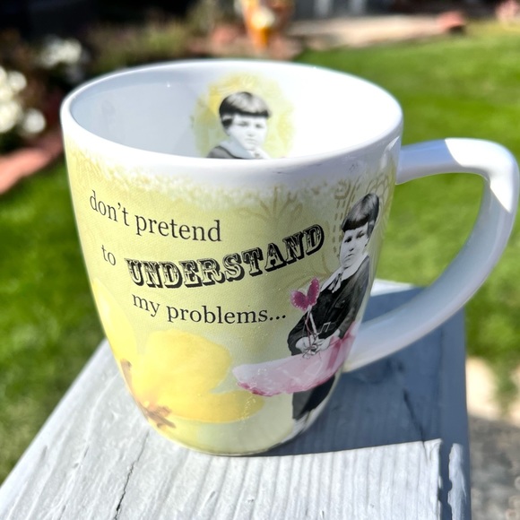 Erin Smith Art Don’t Pretend To Understand My Problems Mug - Picture 2 of 9